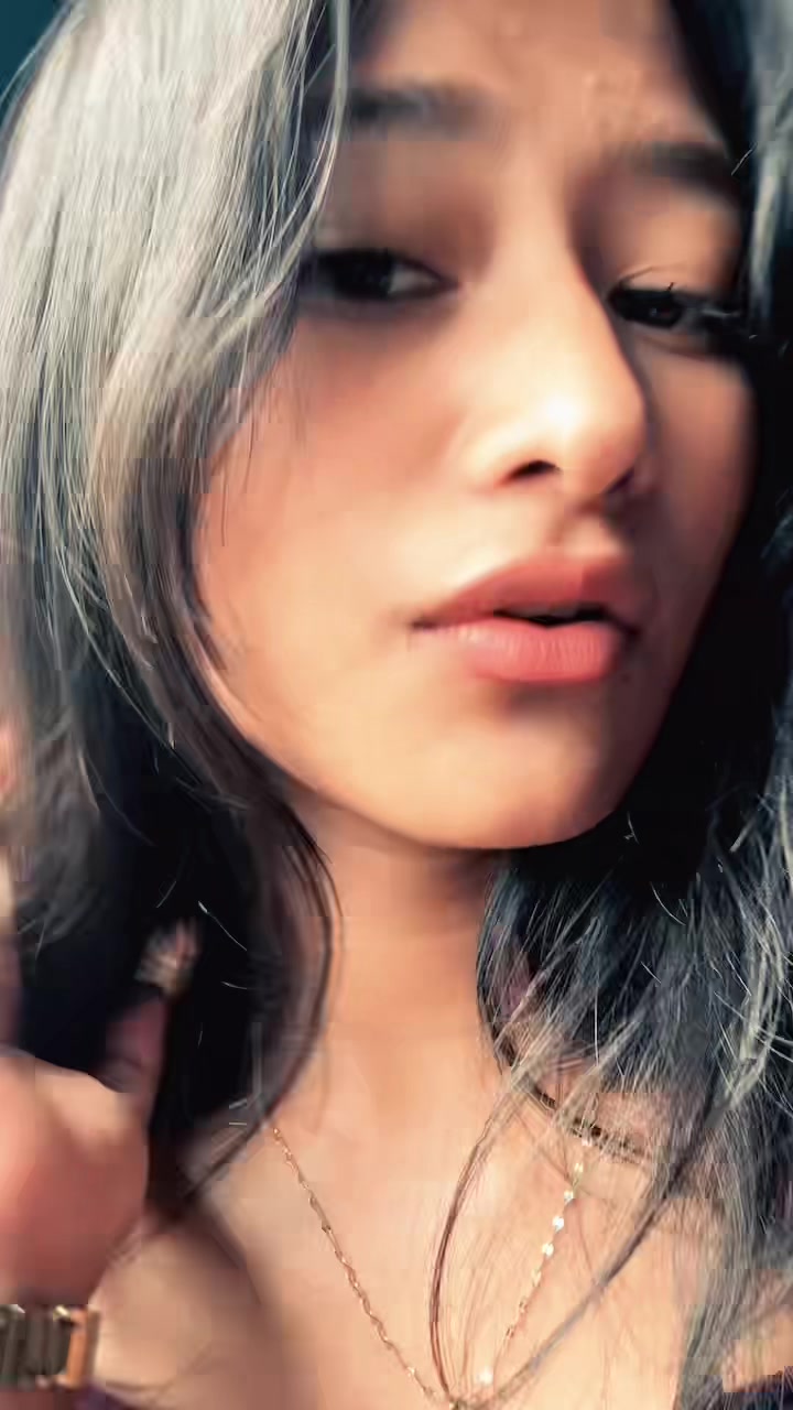 @KAREENA