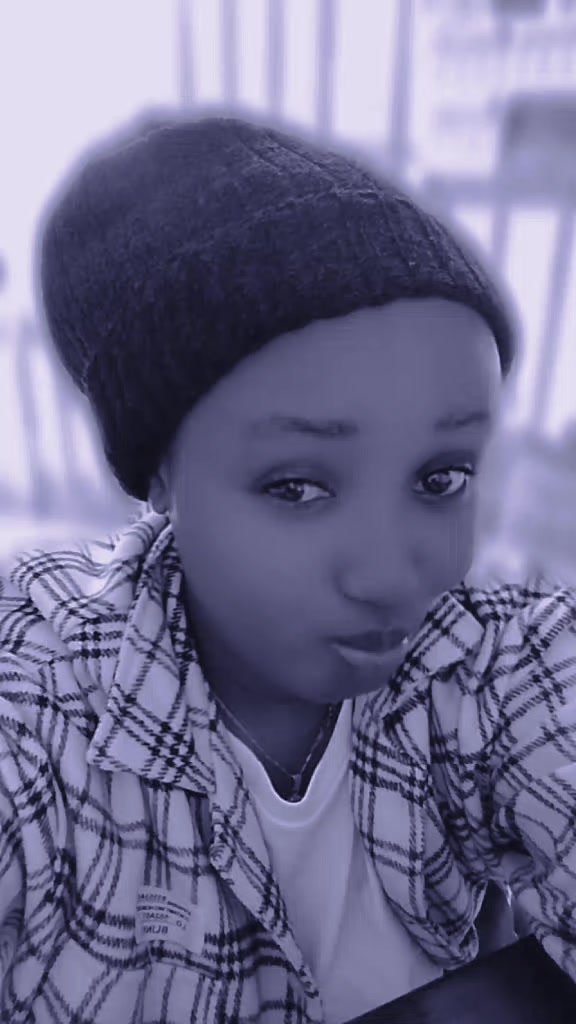 @Moureen