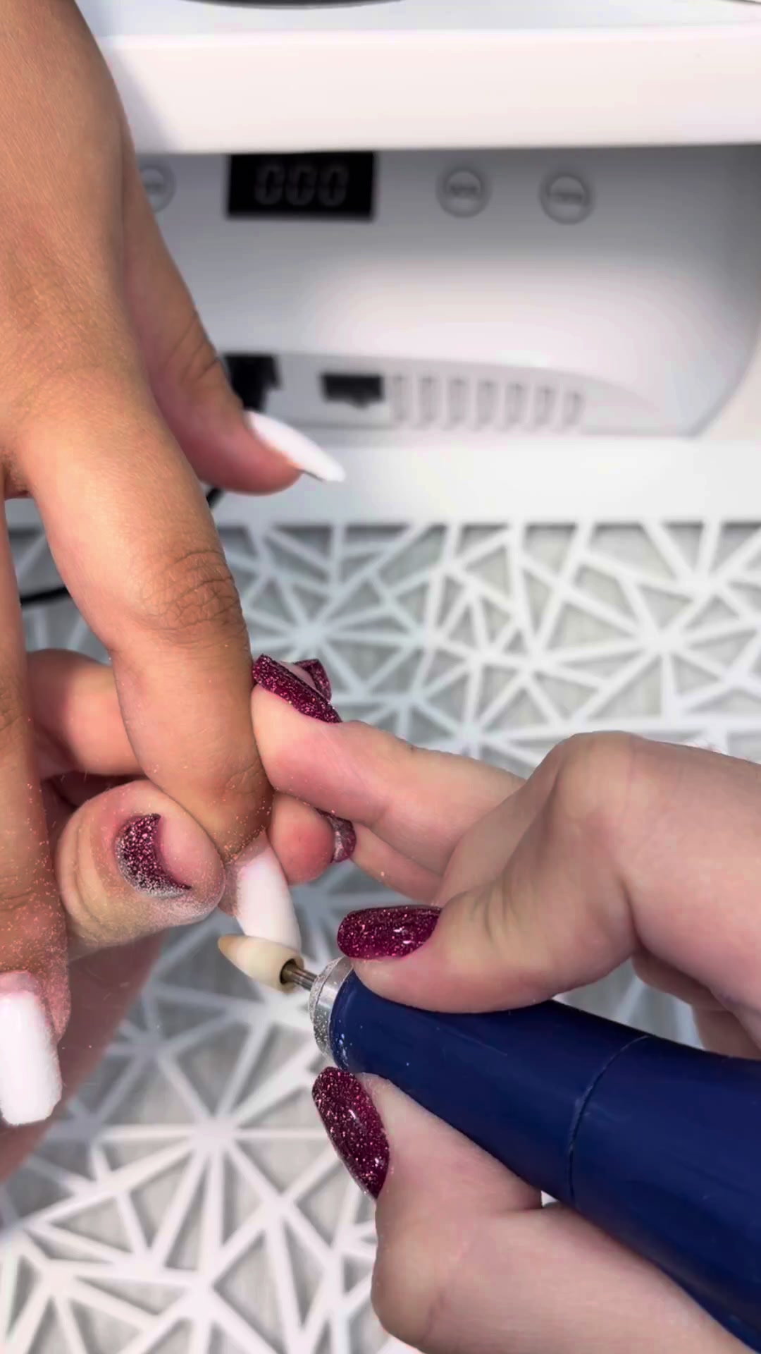 @valerias.nailss