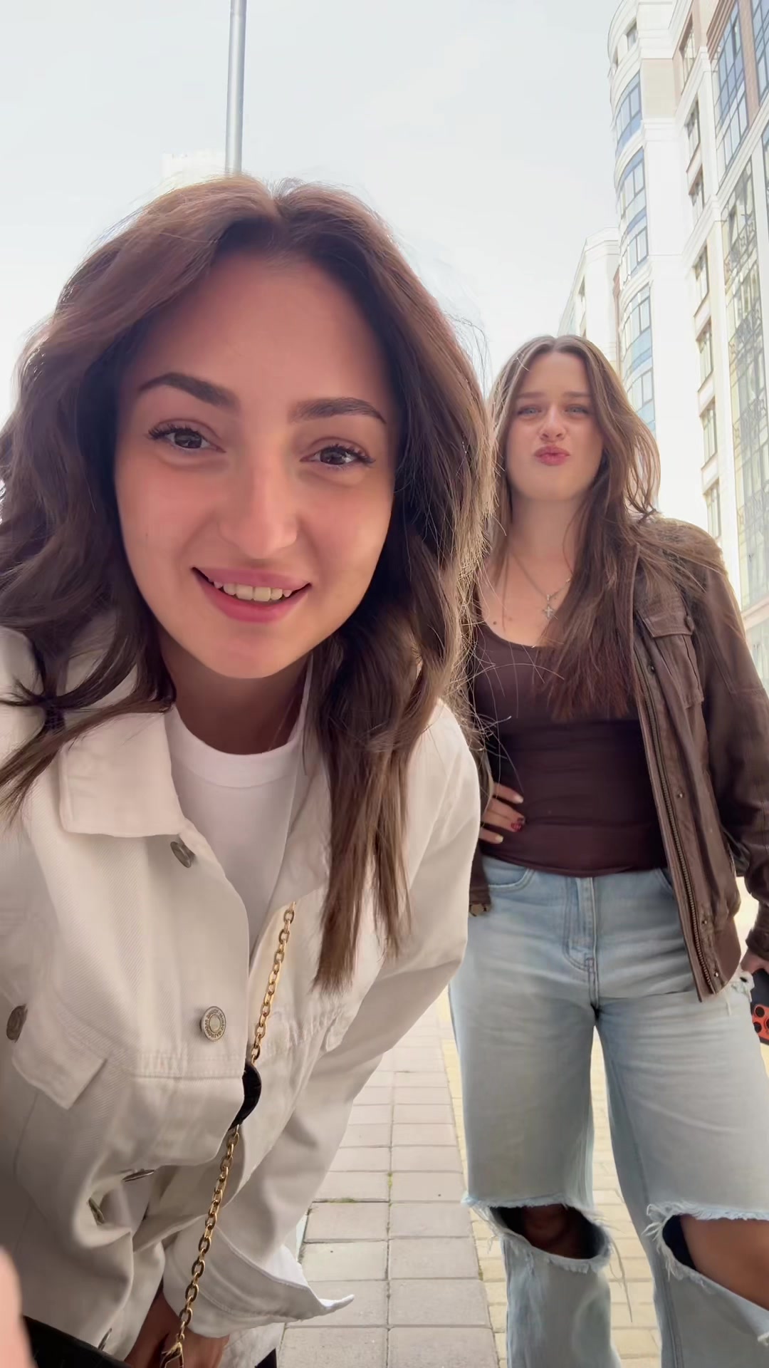@лиза