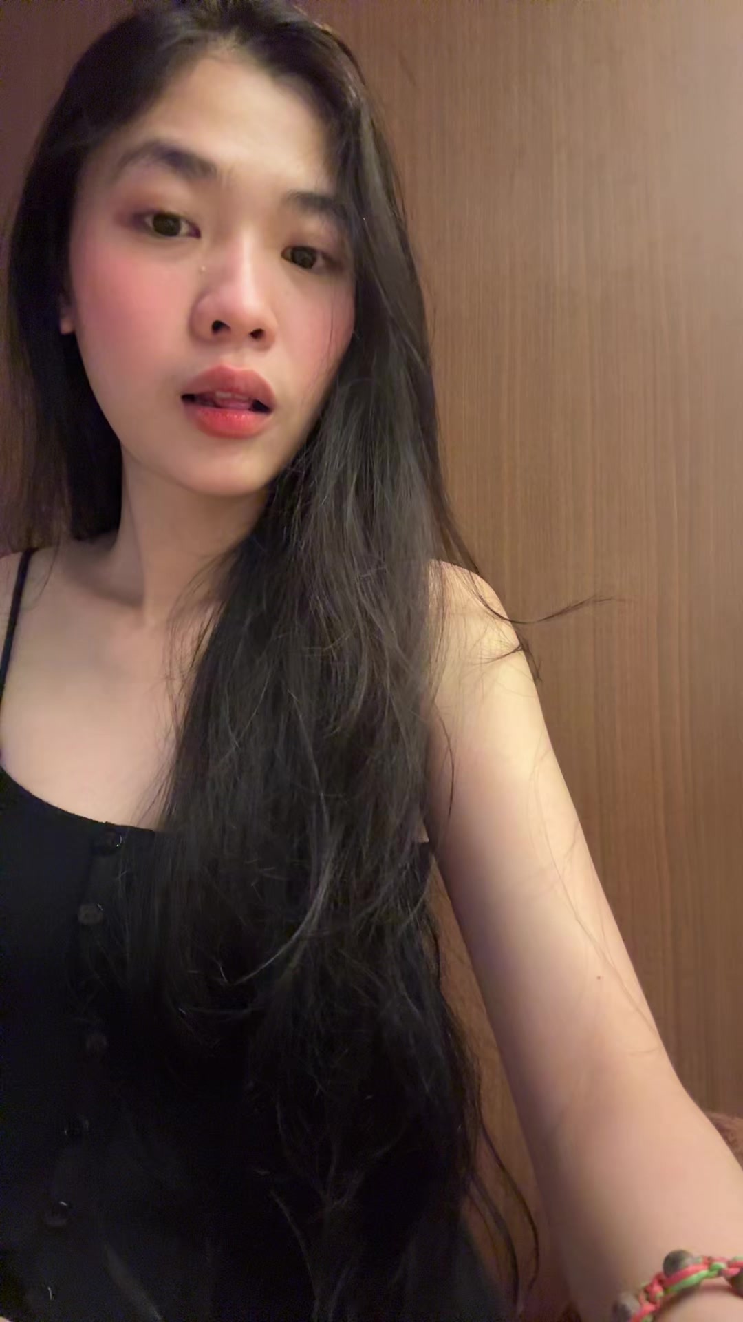 @𝓨.