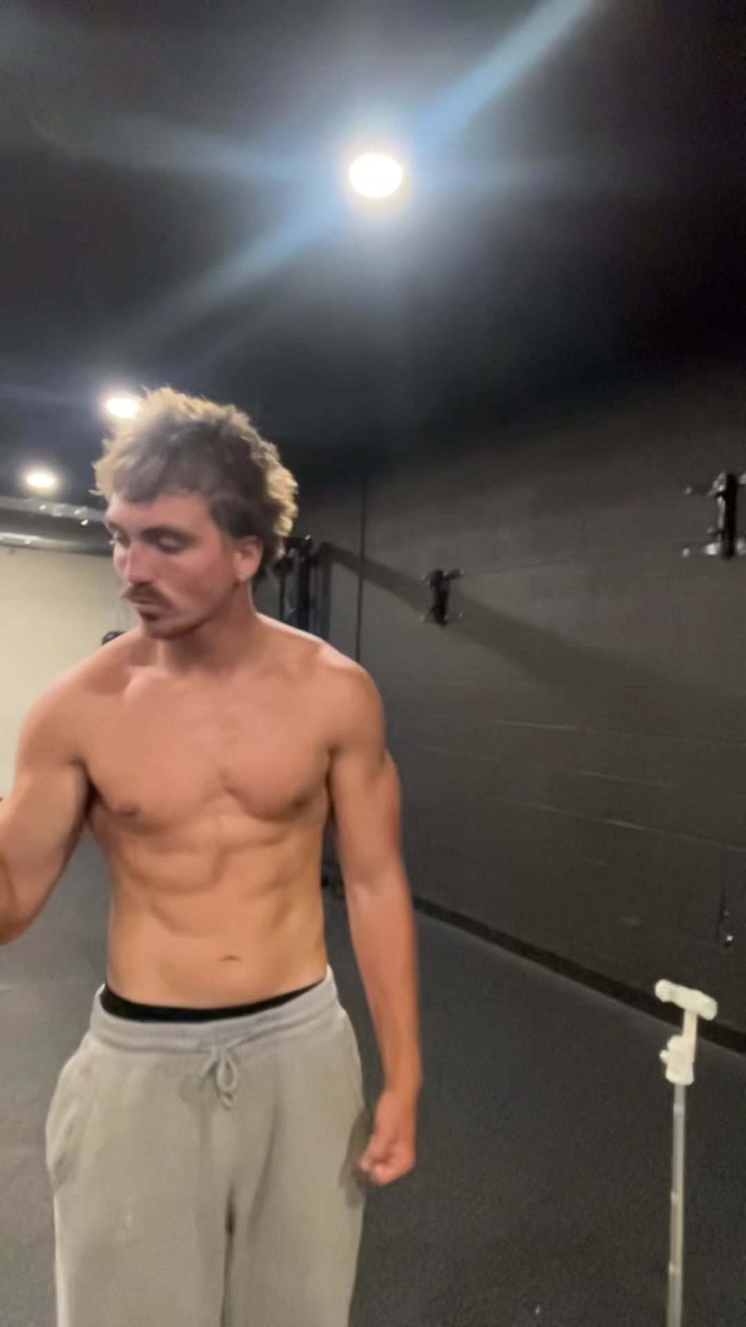 @cutwithpax