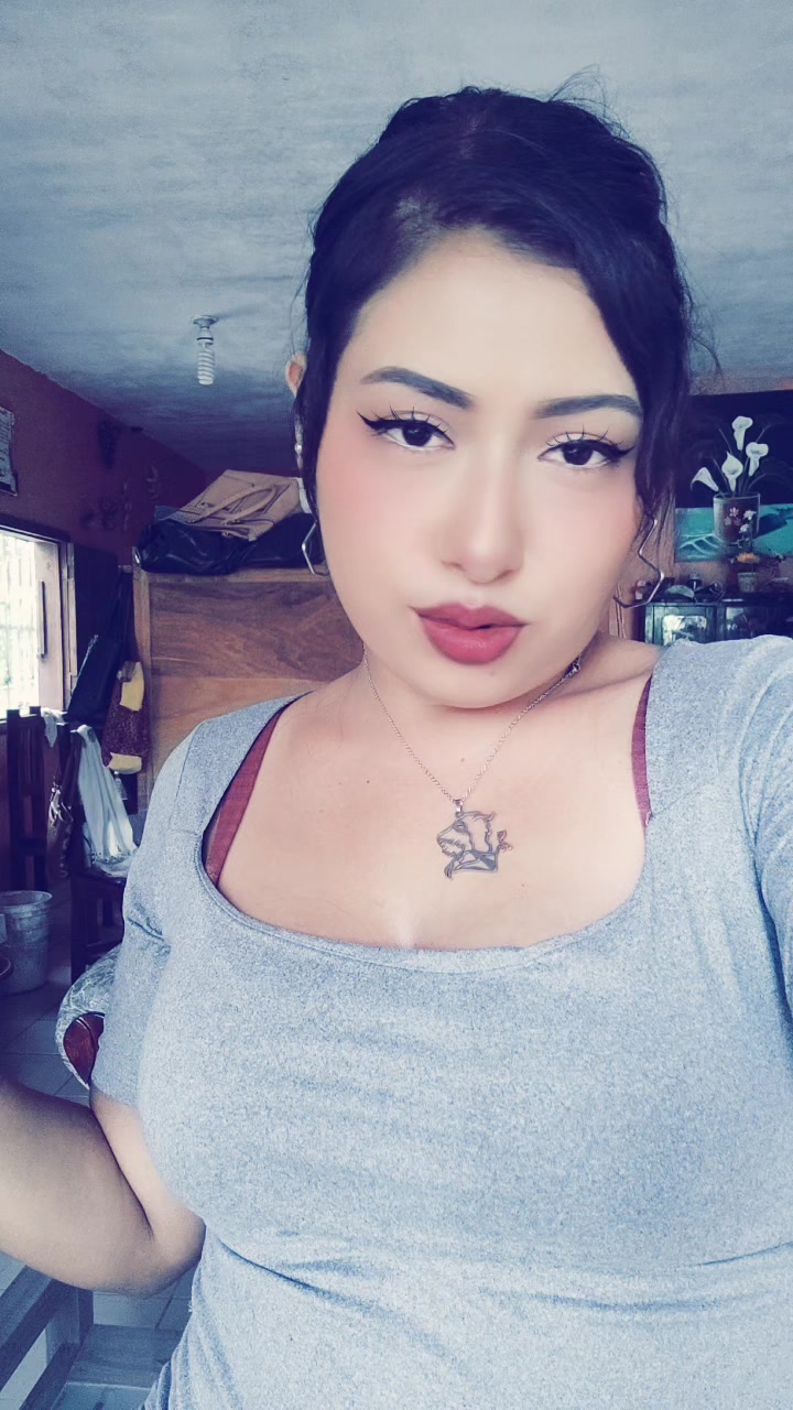 @𝓩𝓾𝓻𝔂 🍓✨