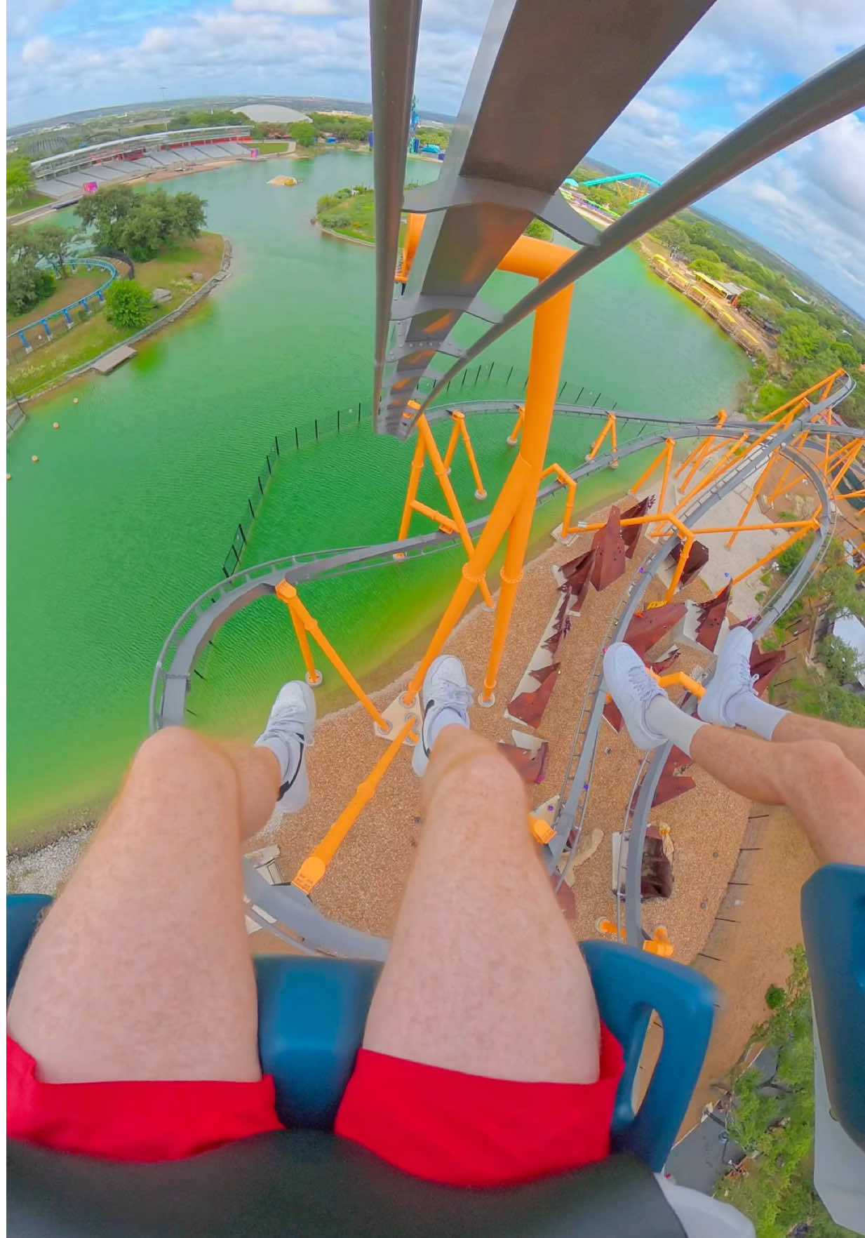@Themepark Explorers
