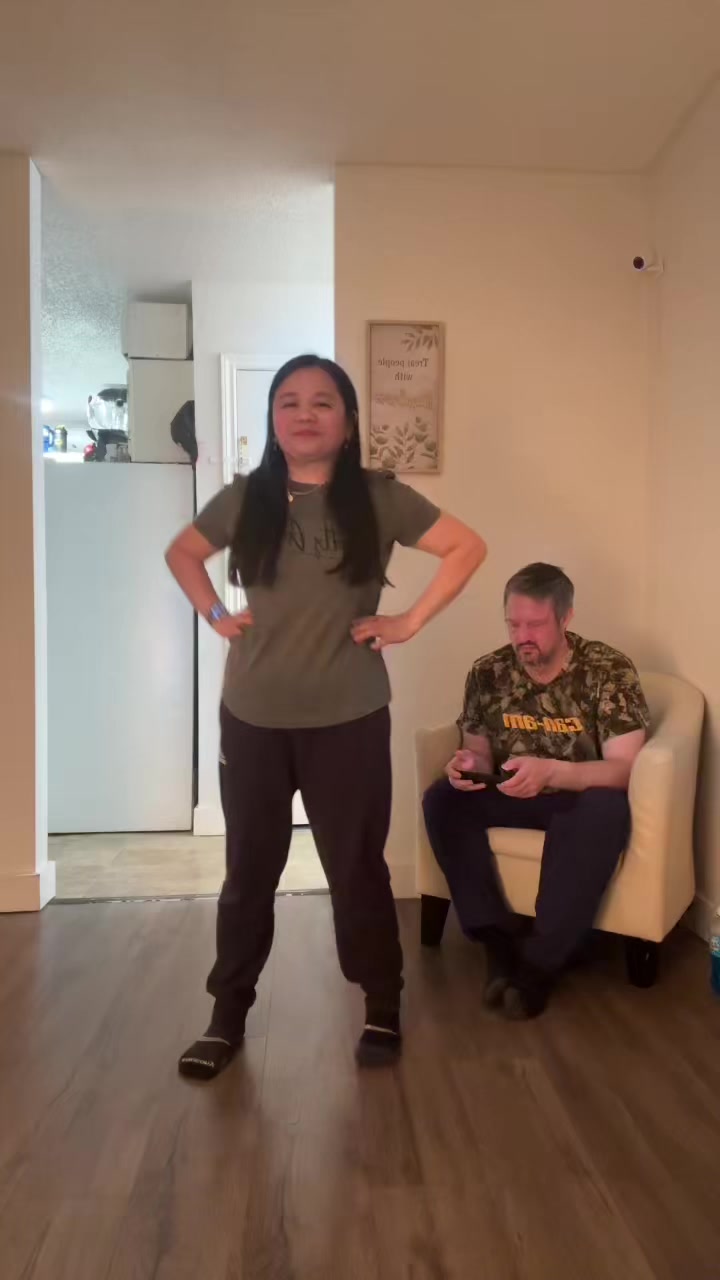 @Lovely_couple