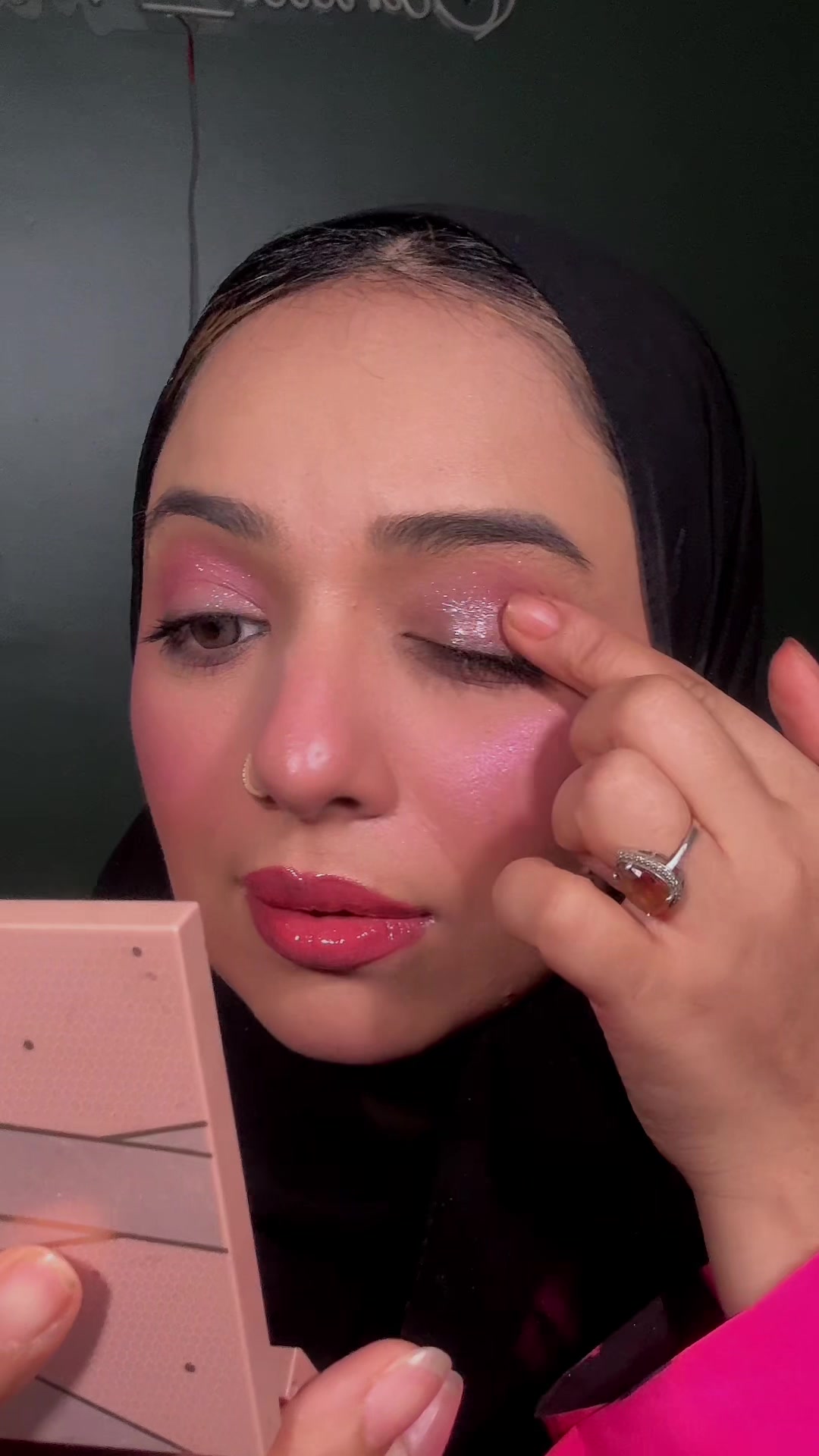 @Sanaa_mua