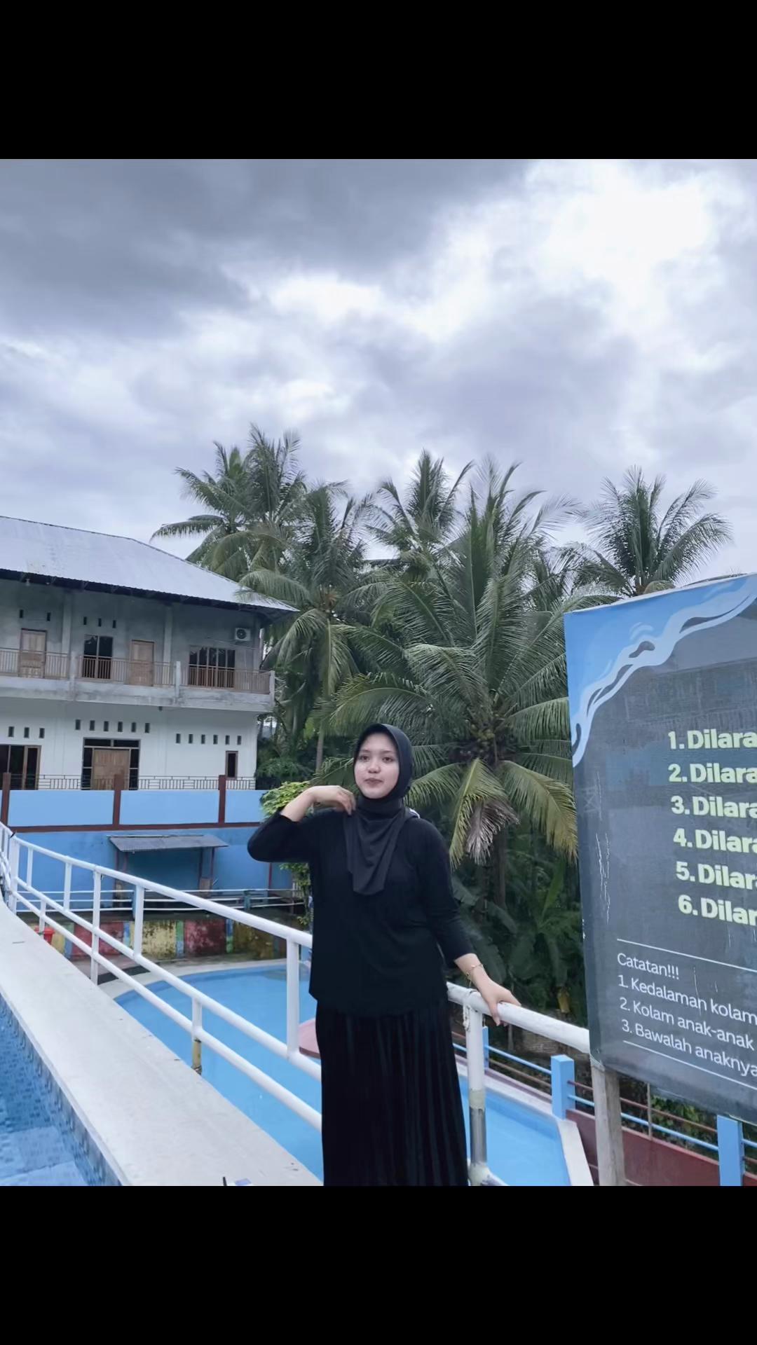 @Auraaa__