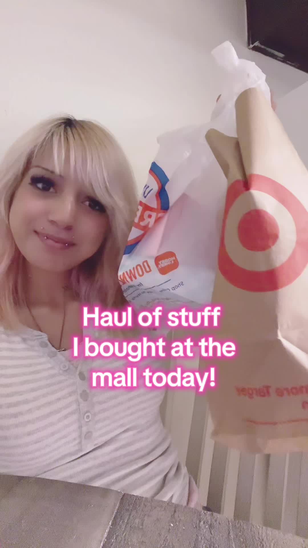 @CupcakeKitten 🧁🐾