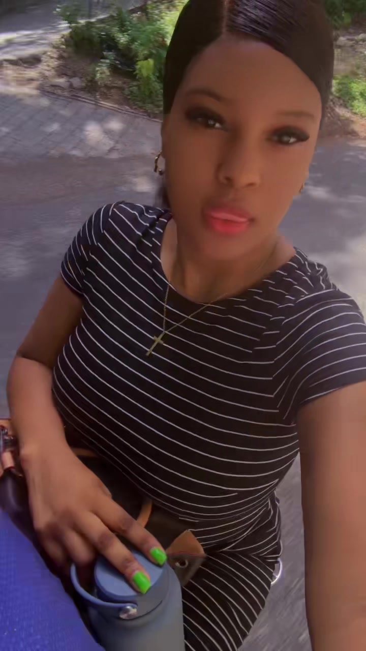 @Lilie🌺