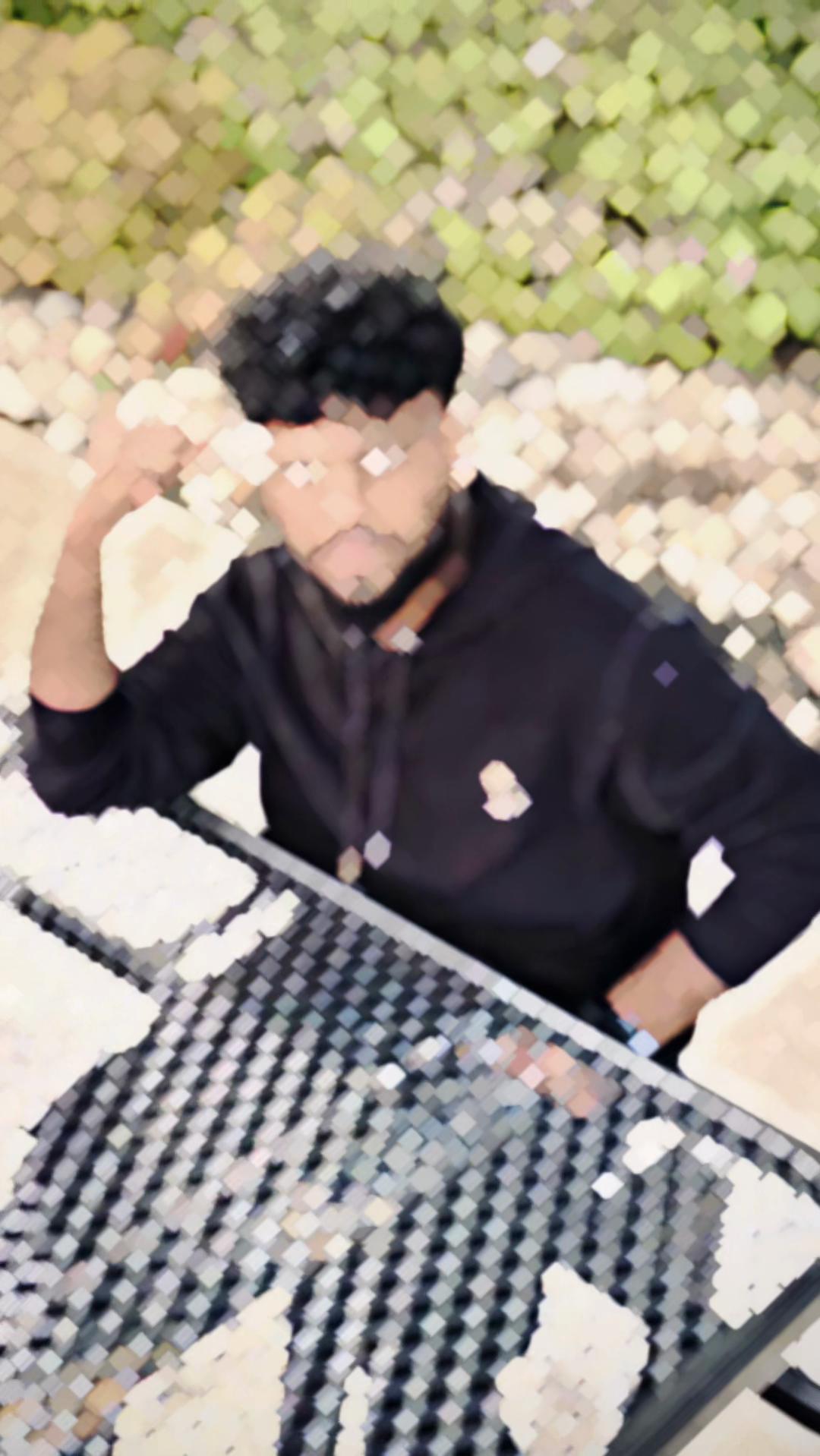 @🇱🇰 Tamil StyleBoy 🇨🇦