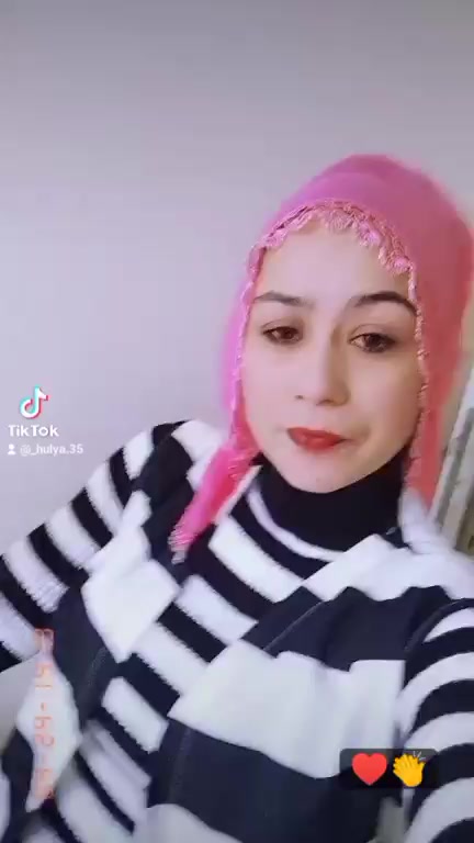 @Hülya Gülkırmızı