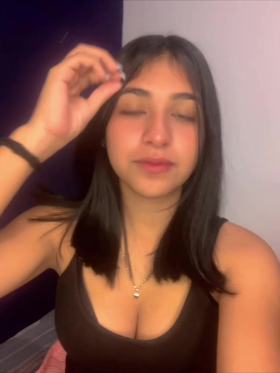 @Adriana🪻