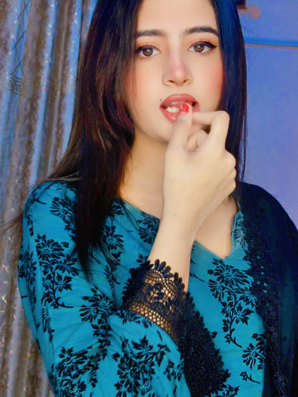 @Farah Rajput