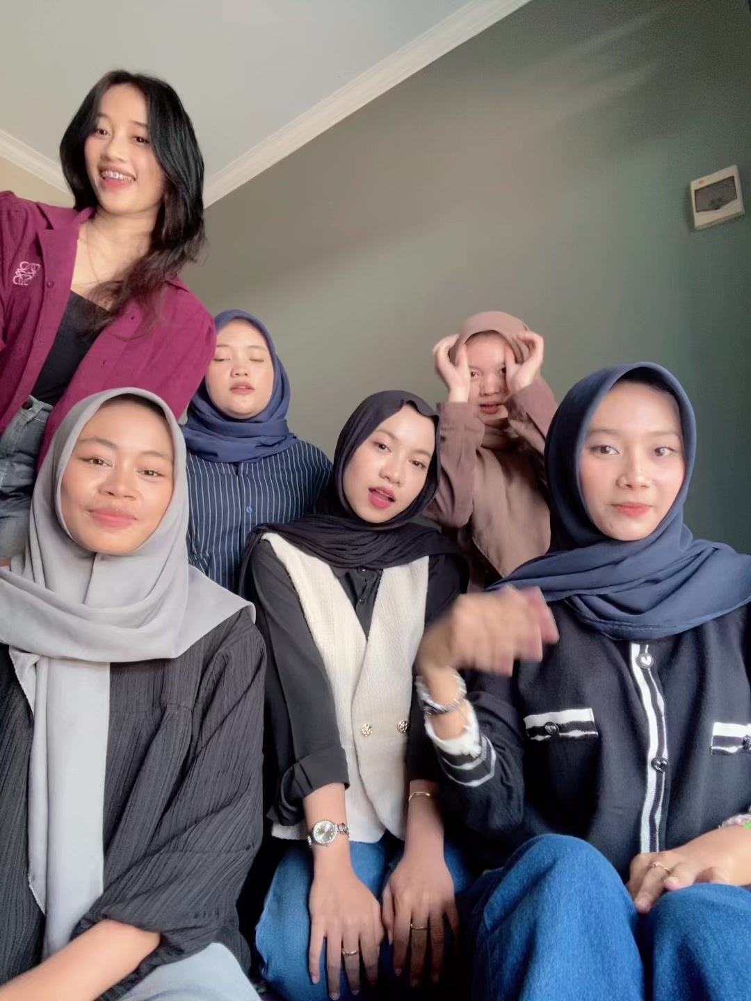 @liaa ajaaa