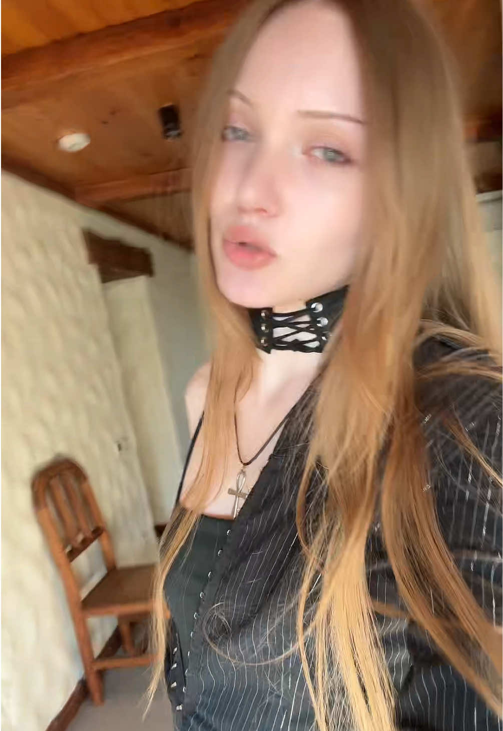 @лиза.