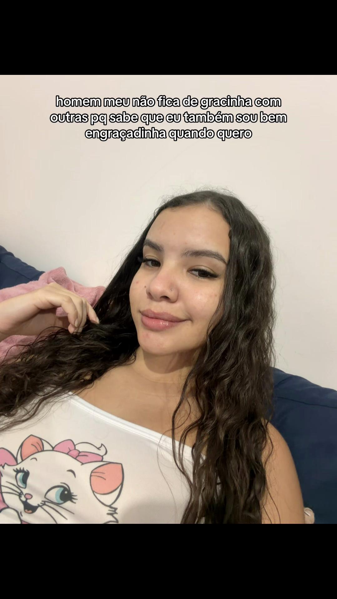 @Gabriely Castro
