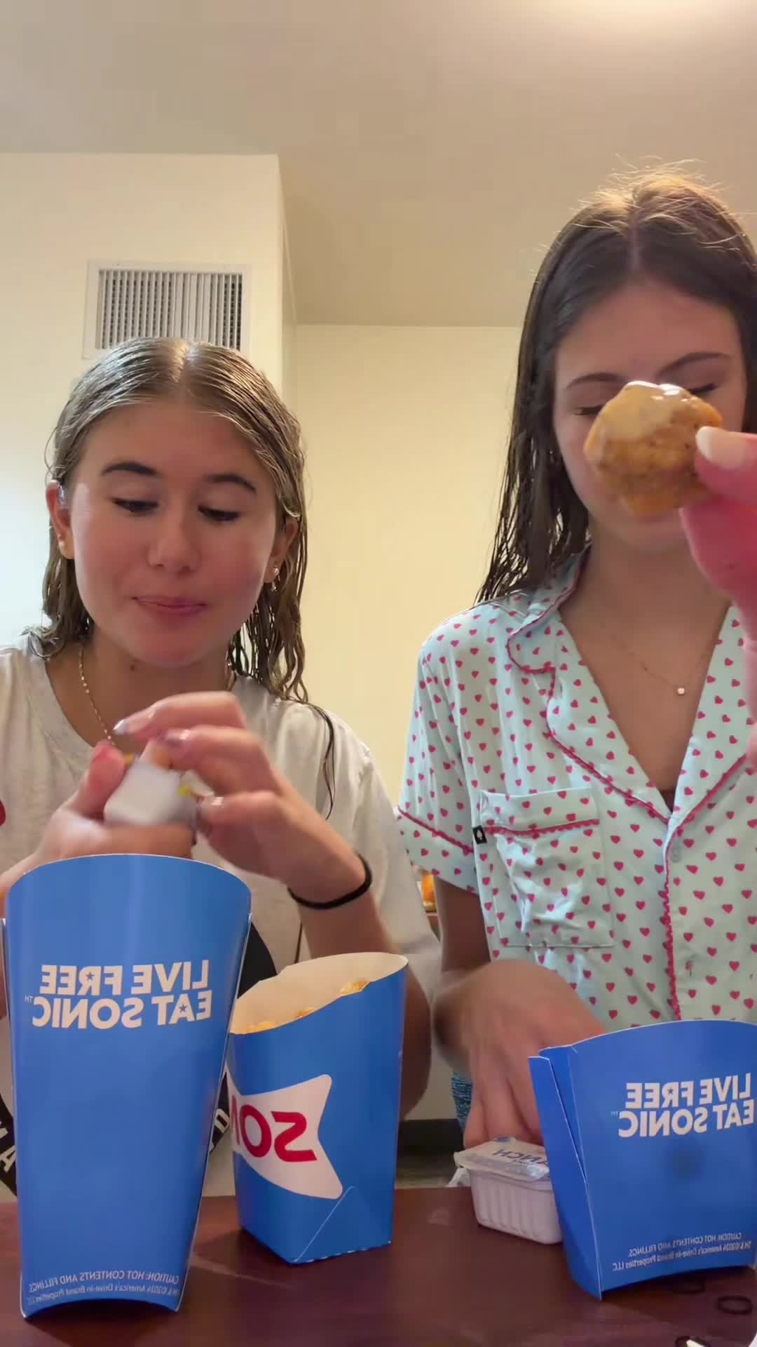 @olivialikesfish