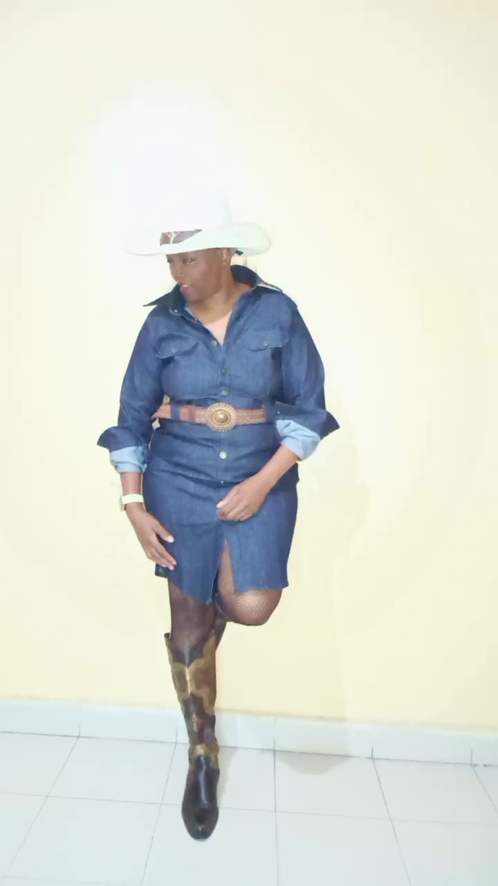 @Dancing cowgal 001