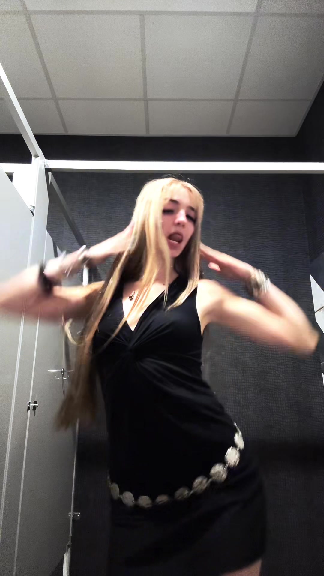 @veda🐈⬛🖤