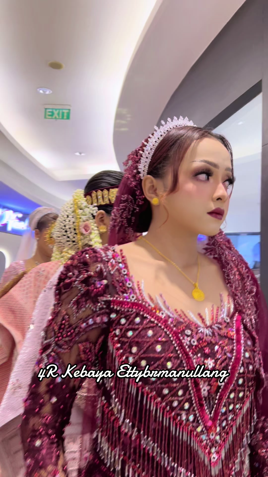 @Etti Br Manullang4rkebaya
