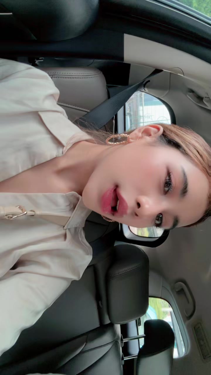 @prettybabyleena