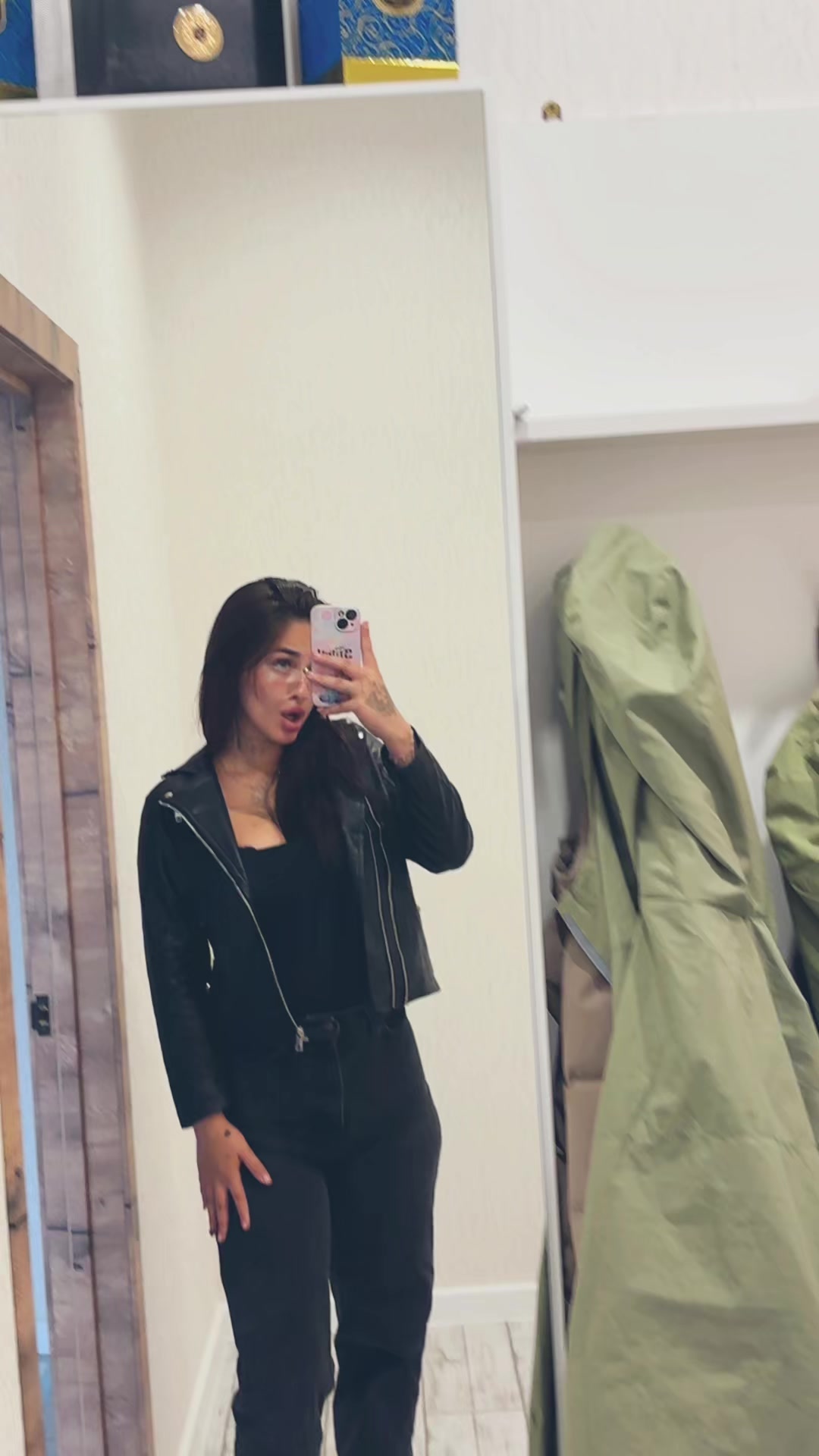 @nora_murs