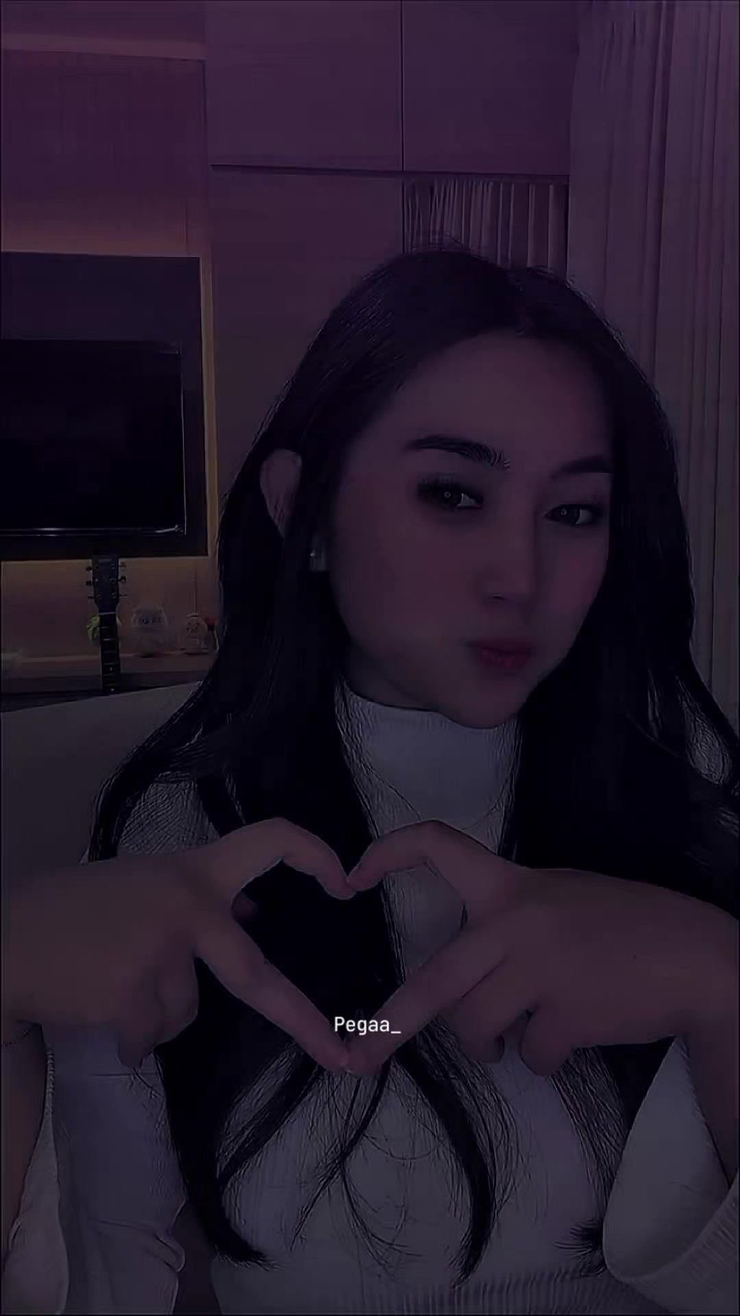 @Pegaa_