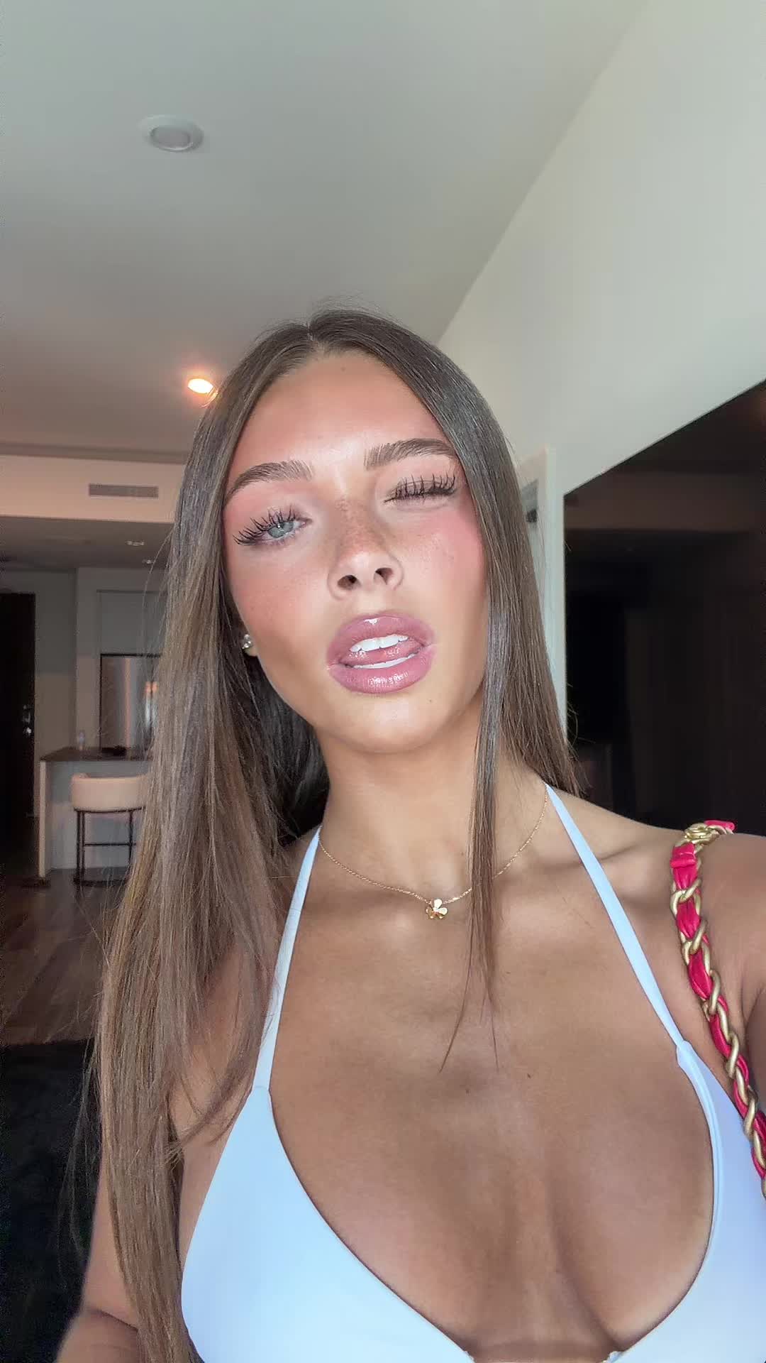 @sophiaegozi