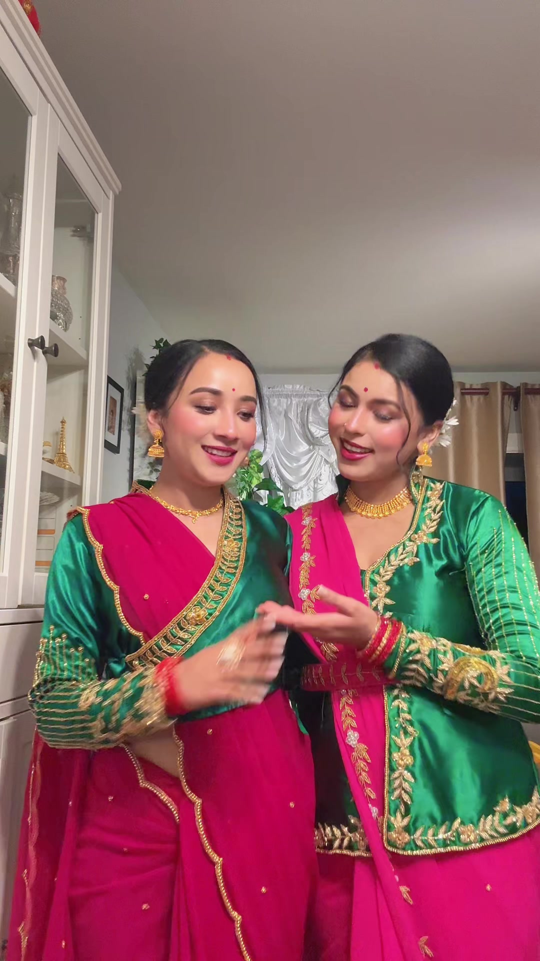 @seema sijapati👑