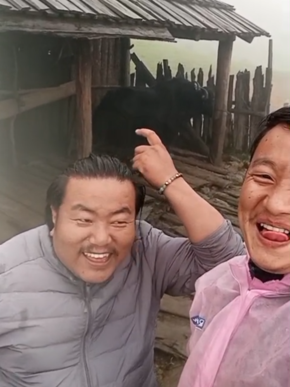@लडाकु_सरकार ✌️🇳🇵