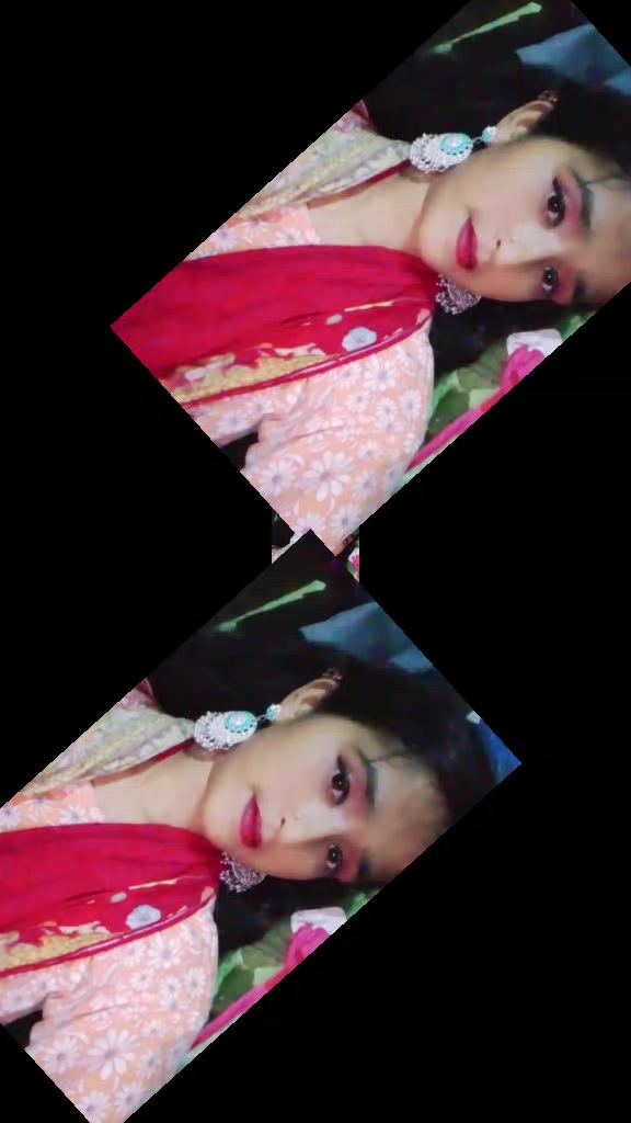 @আম্মুর আদরের মেয়ে