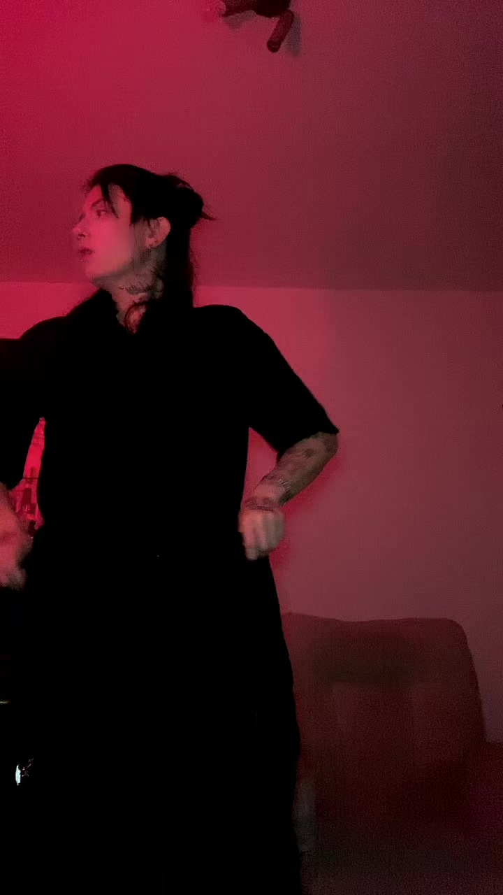 @TG