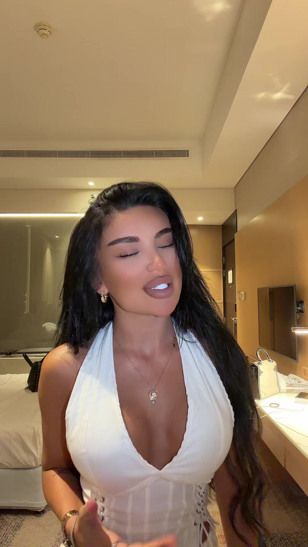 @yegis13._