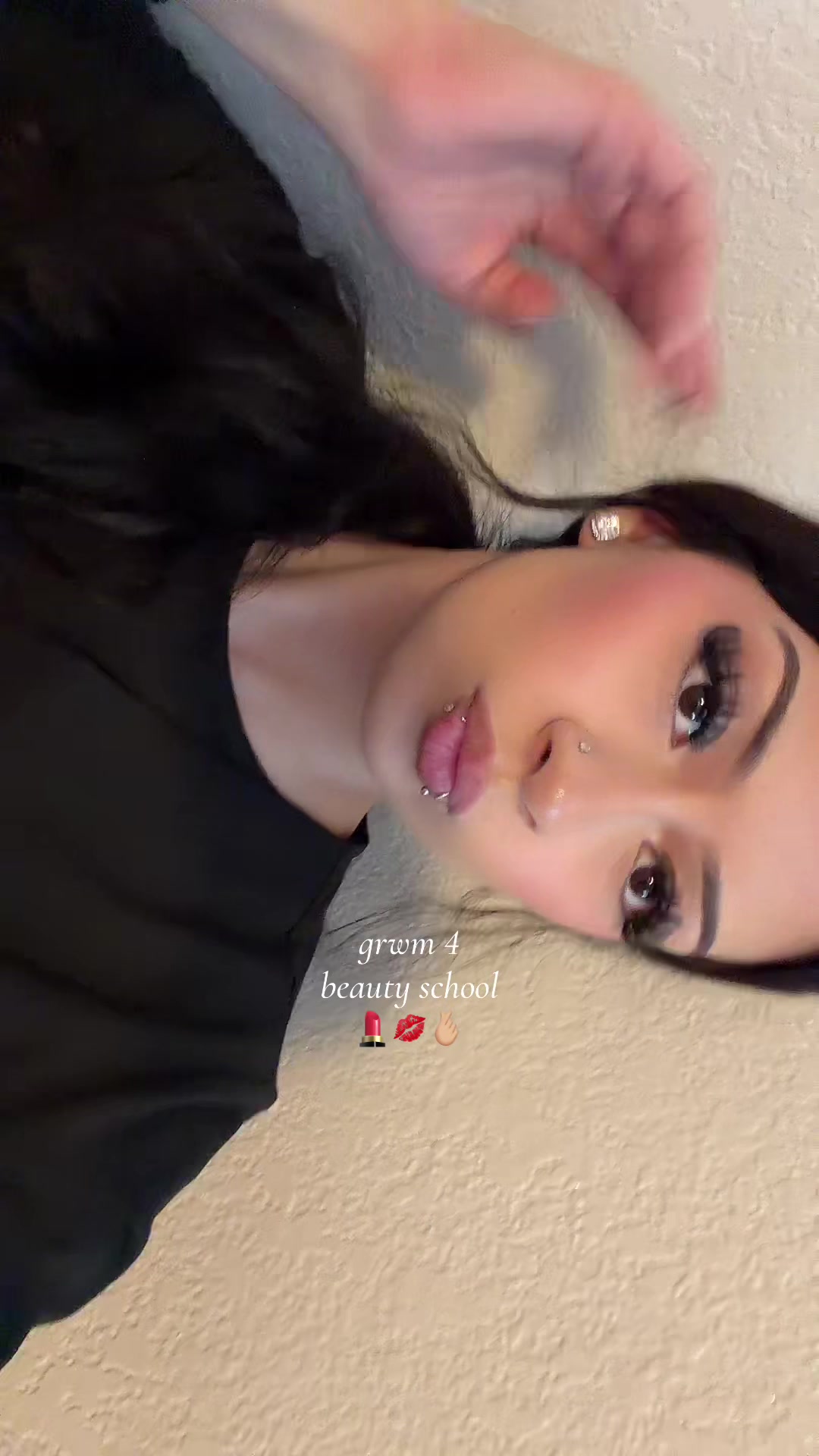 @yani ᥫ᭡