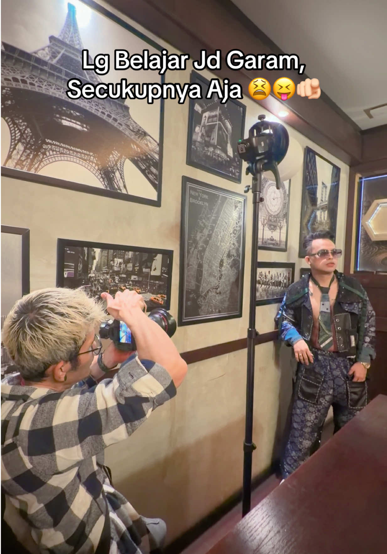 @aastorynew