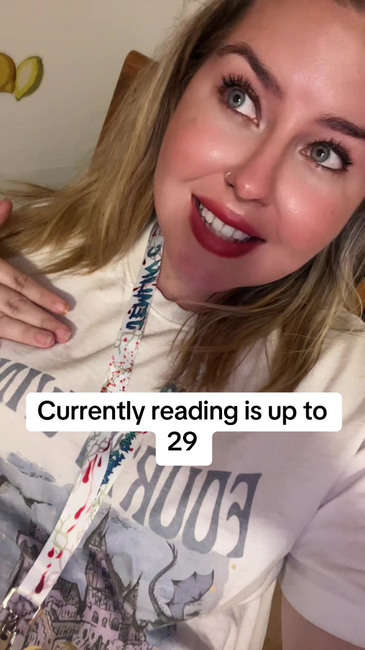 @Renee Reads “Romance” 📖