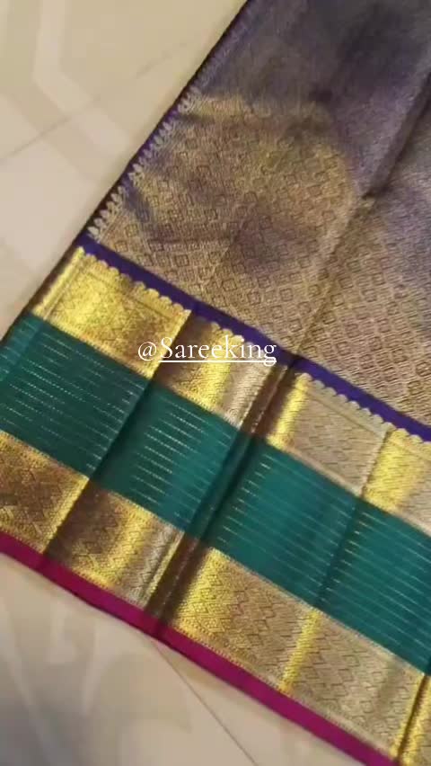 @Sareeking