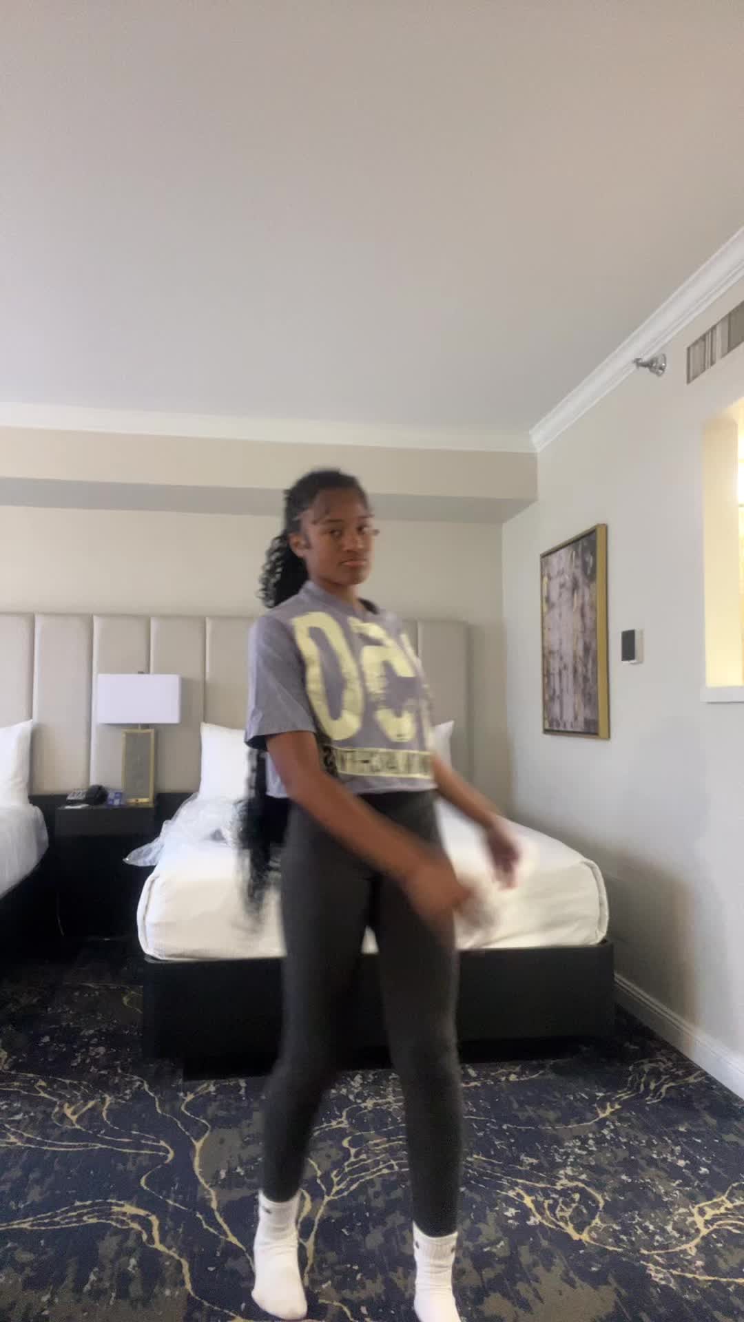 @femalesmurk