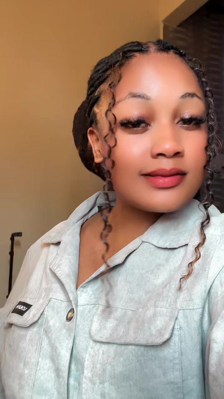@Talhia