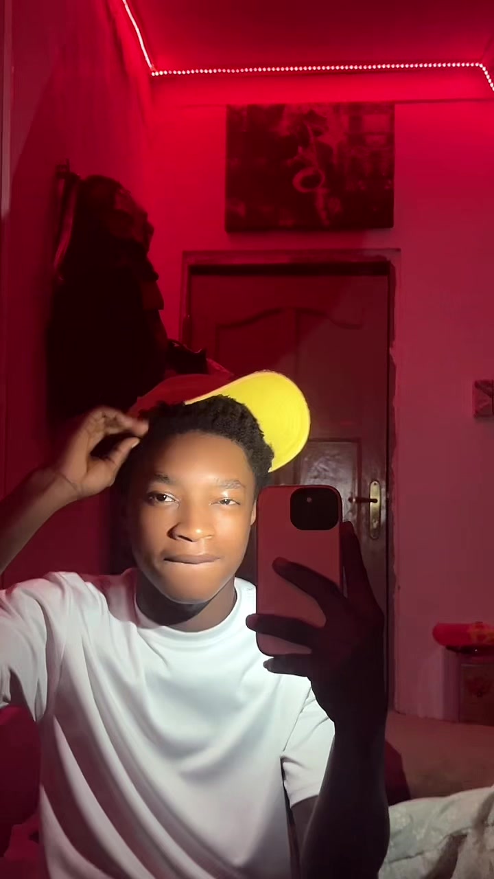 @𝙻𝚒𝚕_𝚀𝚠𝚎𝚜𝚒🥹💕