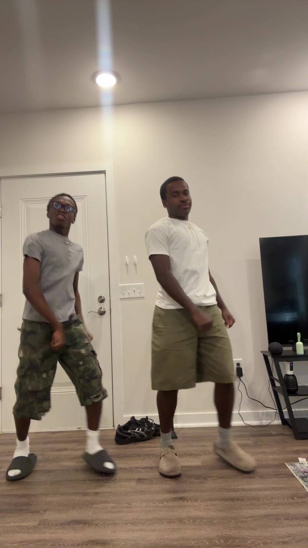@khalilaevon