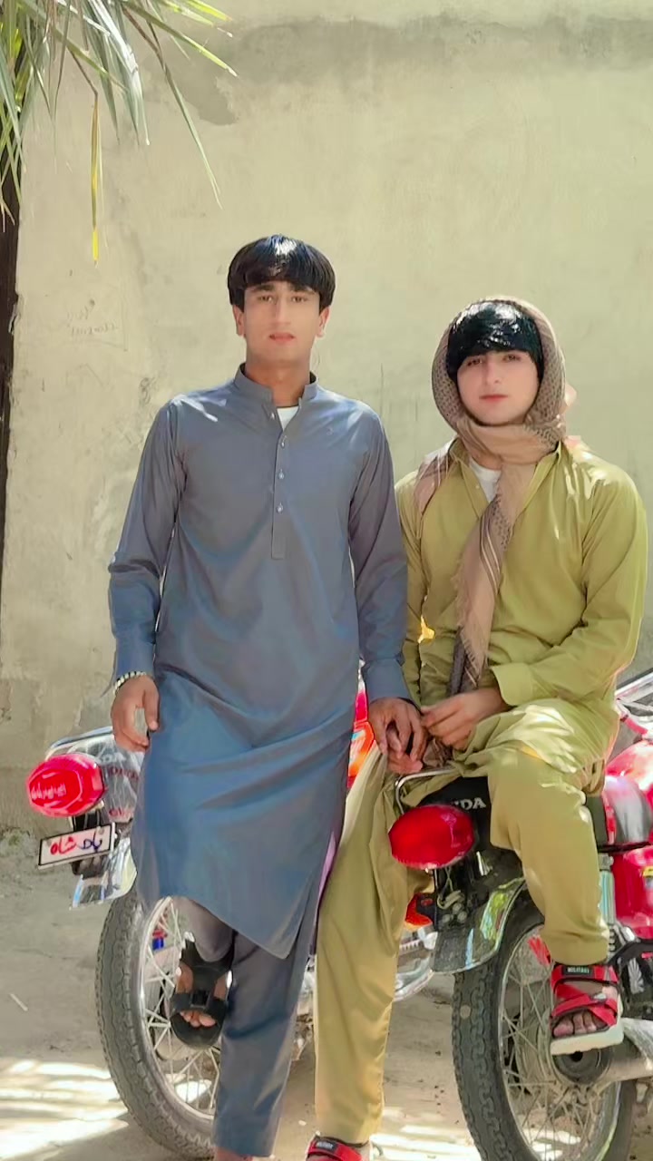 @junaid_khan169