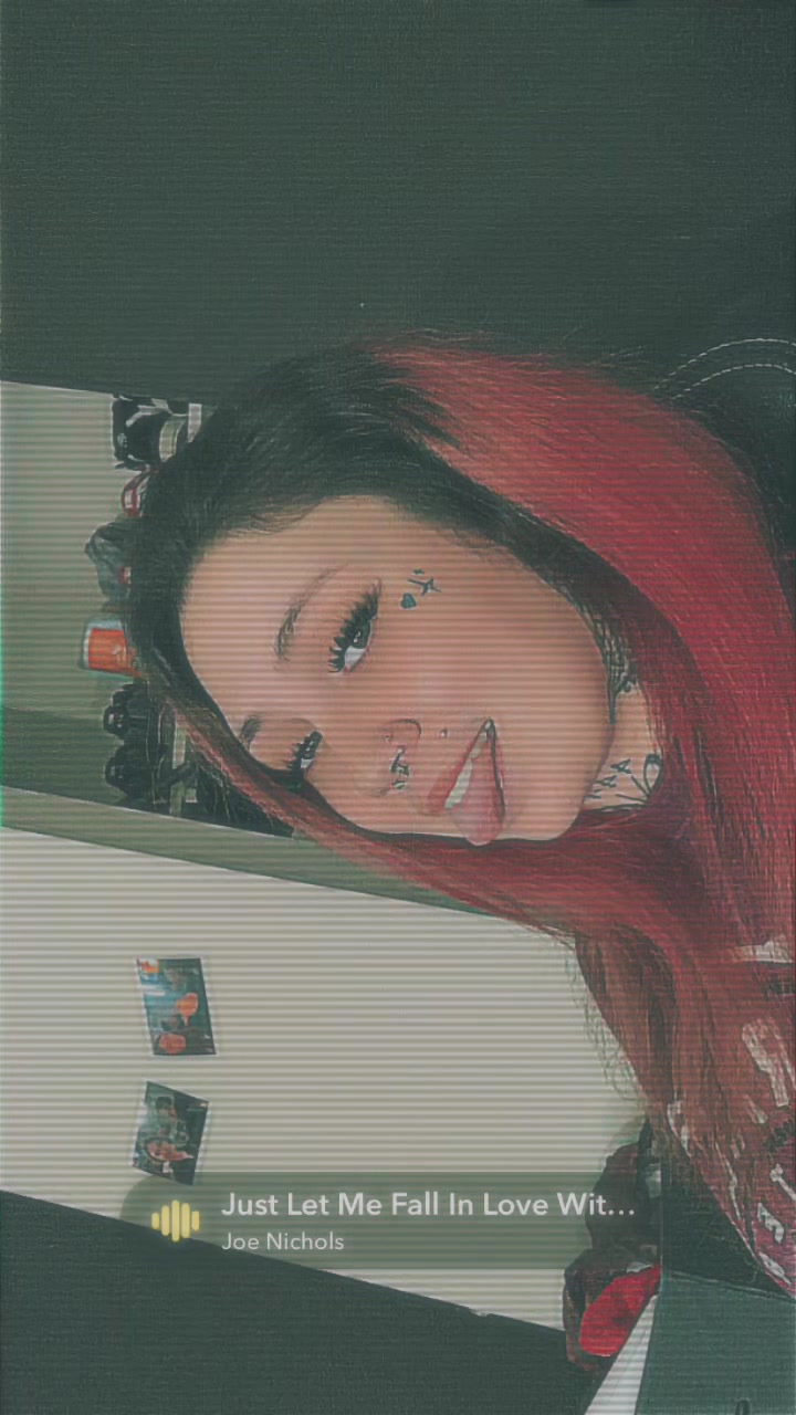 @Kayla Marie 👉🏼👈🏼