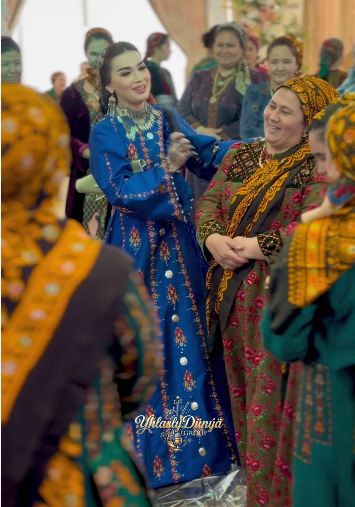 @YhlaslyD&uuml;n&yacute;&auml;Group
