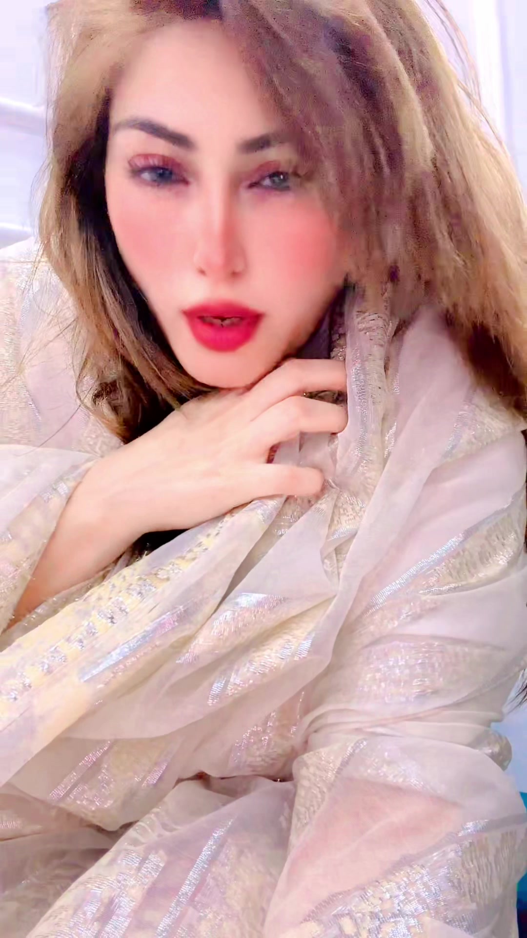 @Ayesha Ch