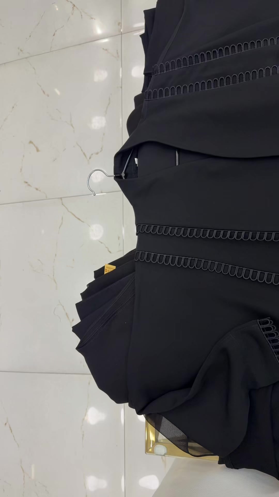 @Yasmeen Abaya ياسمين للعبايات