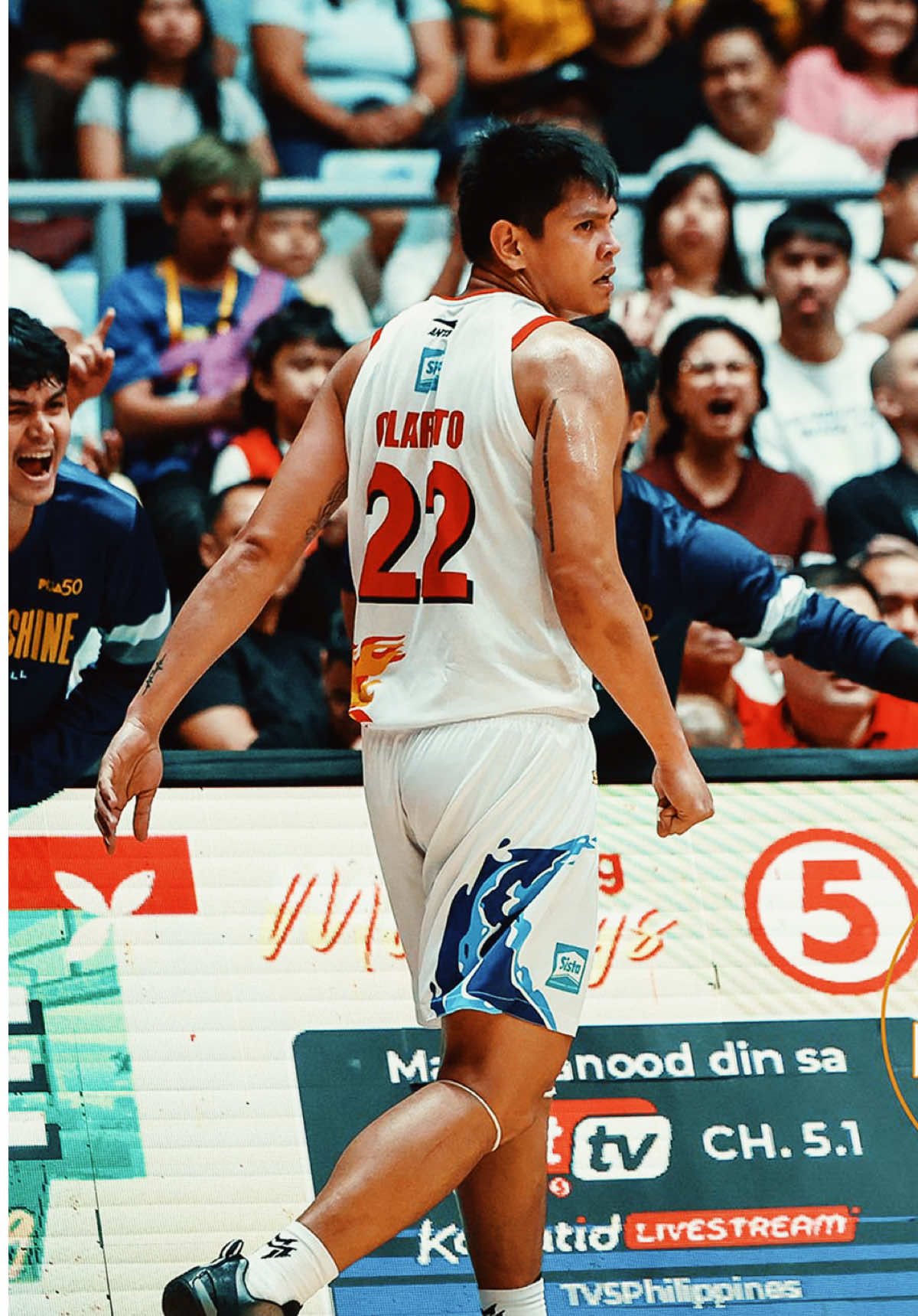 @Rain or Shine Elasto Painters
