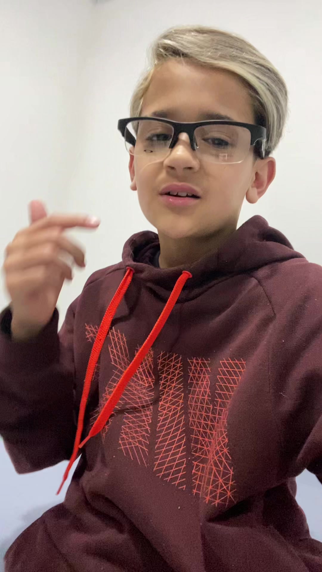 @Enzo Boyz&atilde;o 😇