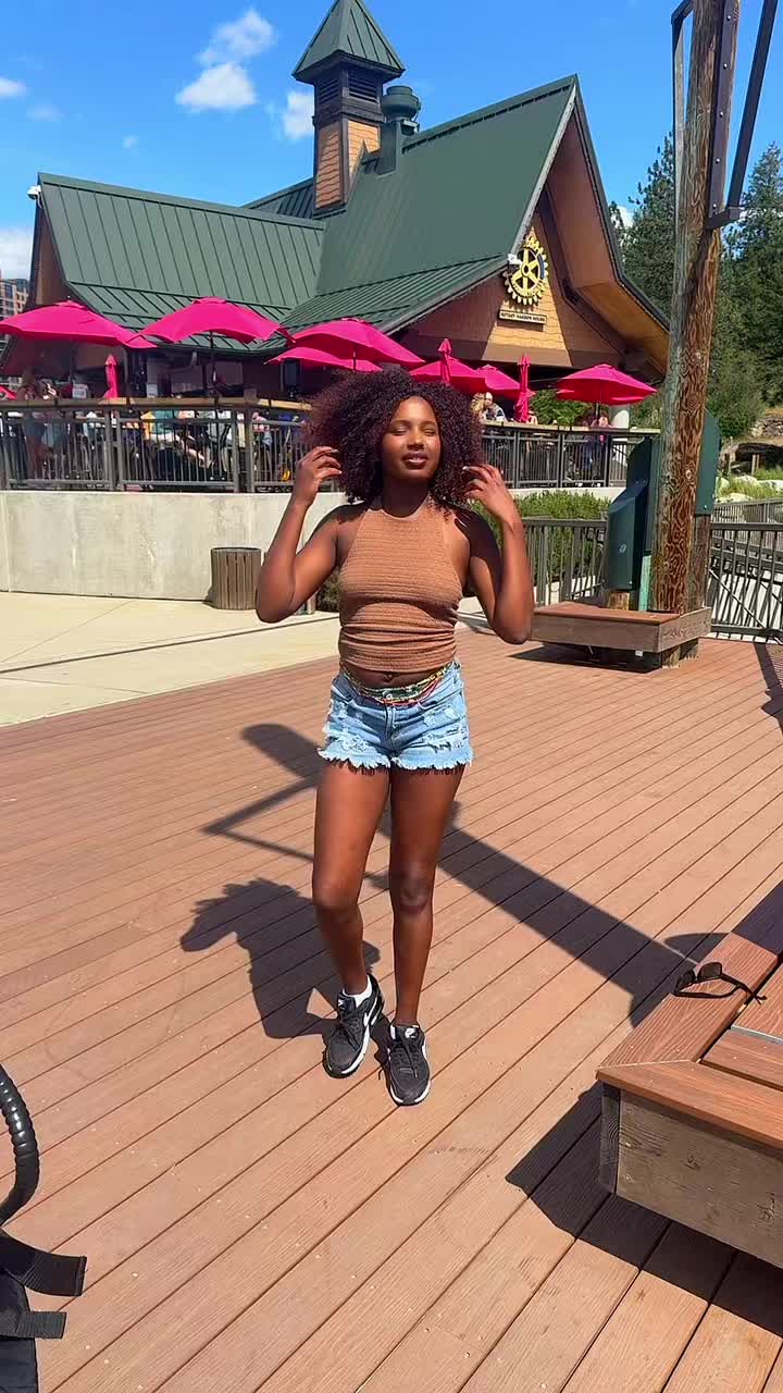 @Fel🌸
