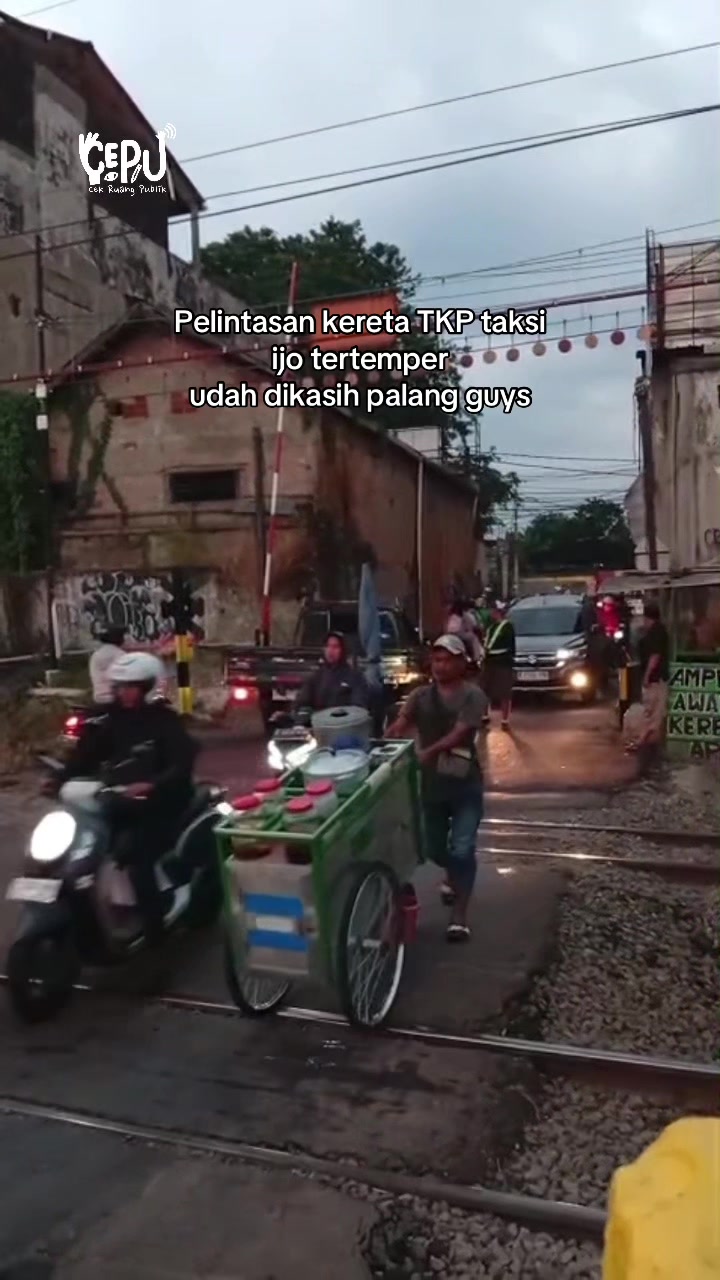 @Cek Ruang Publik